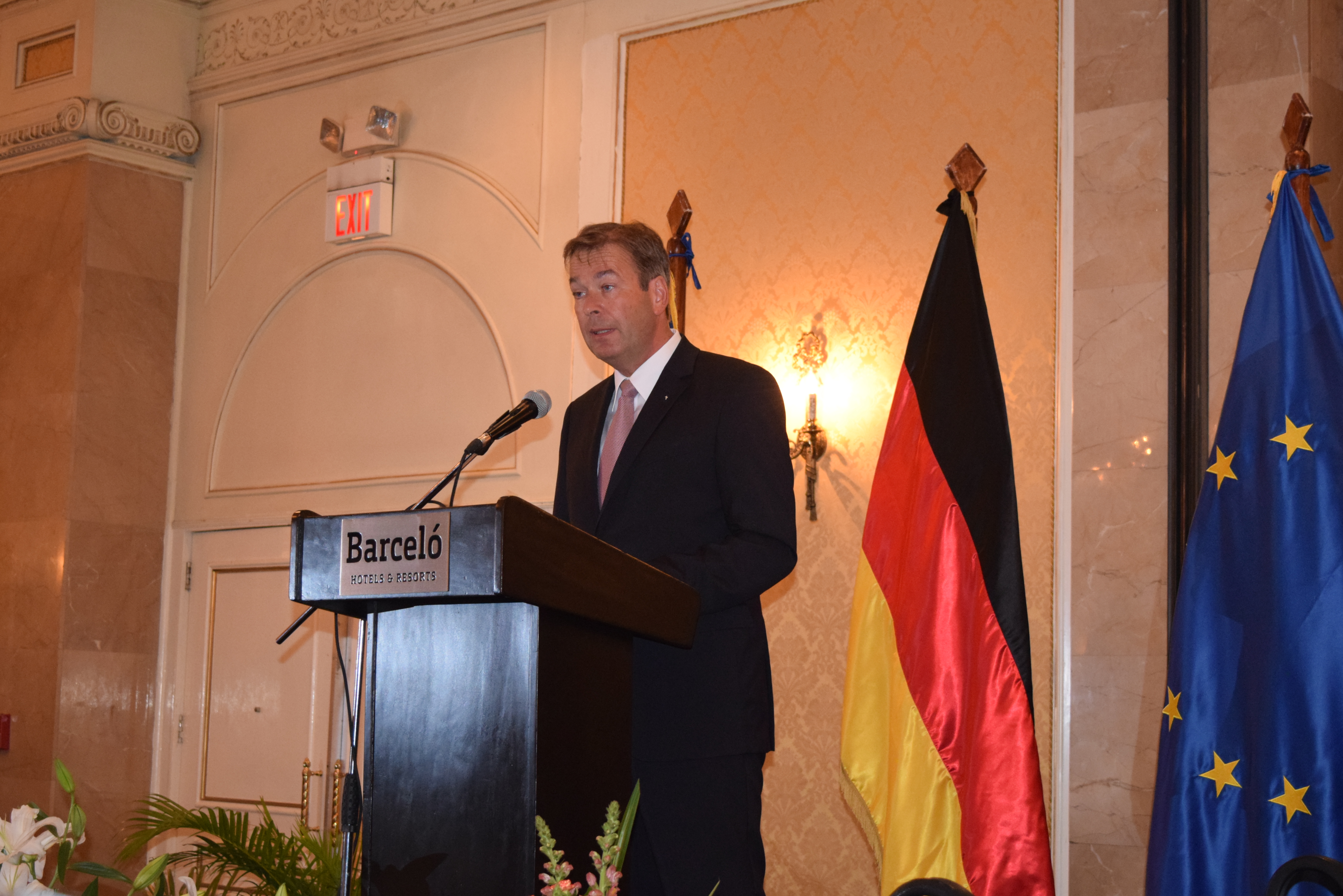 En El Salvador, Alemania celebra el DIA DE LA UNIDAD ALEMANA con nuevo embajador