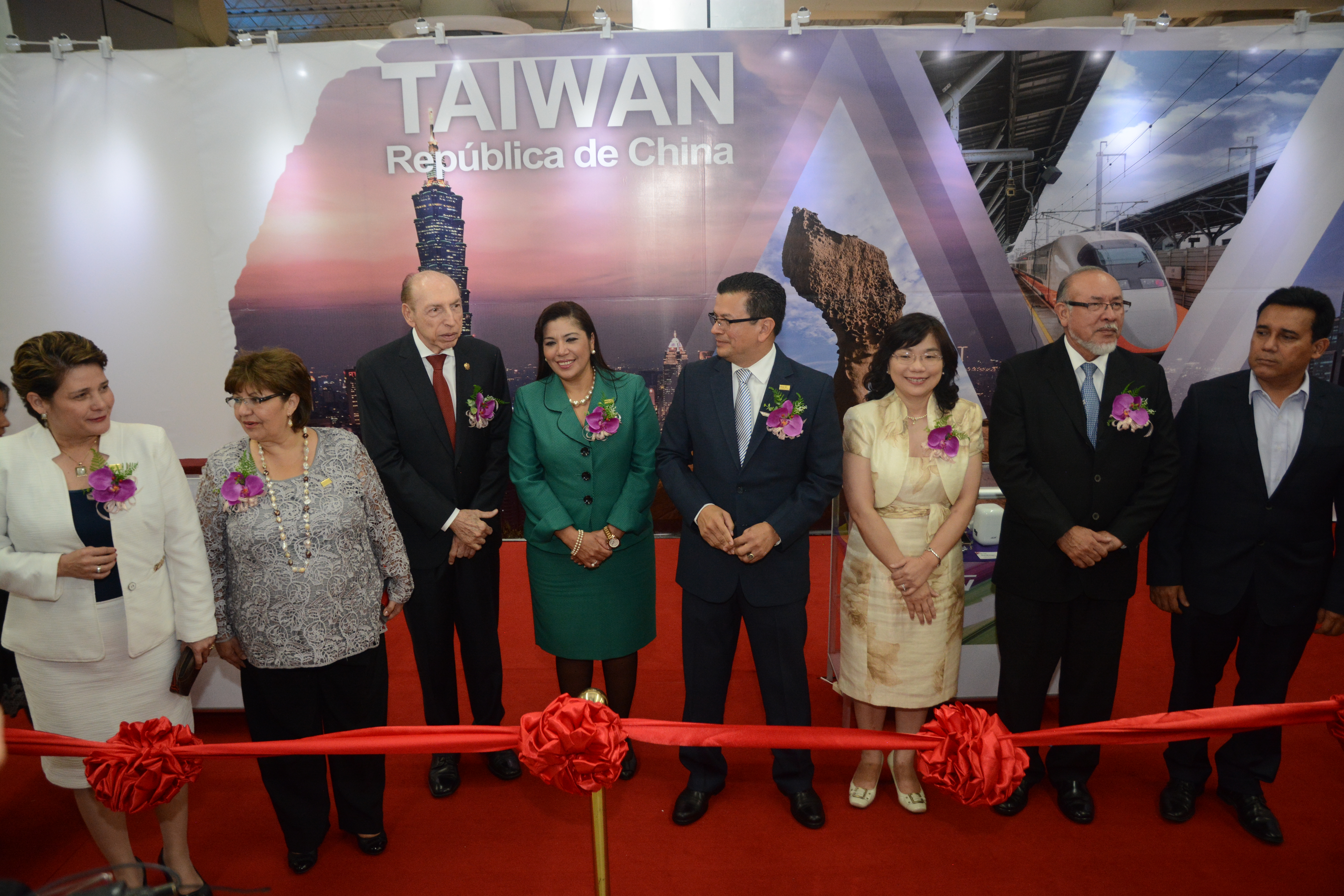 Taiwán y El Salvador fortalecen intercambio comercial