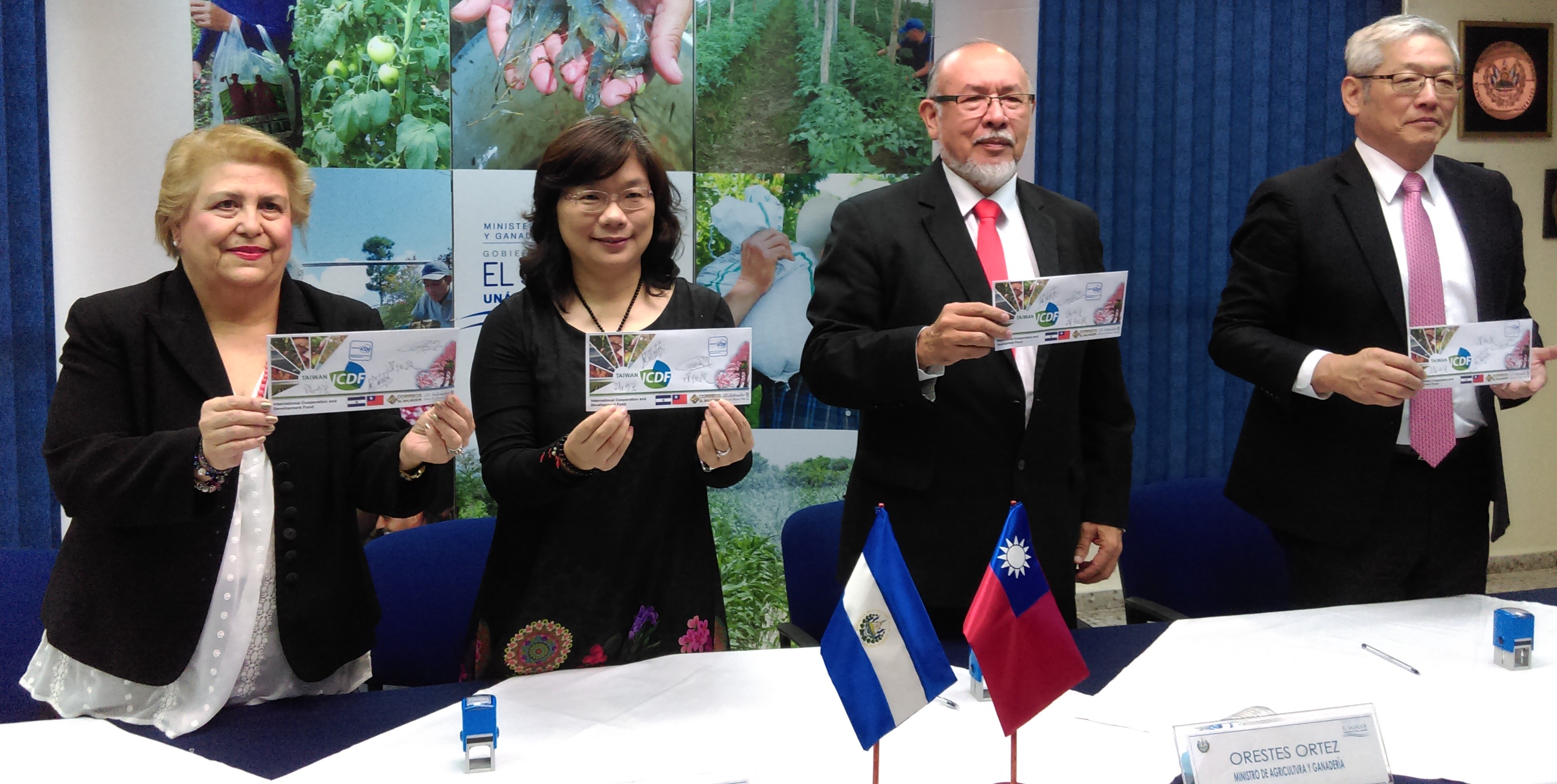Correos de El Salvador lanza sobres y matasellos conmemorativos a la Cooperación Técnica de Taiwán ICDF