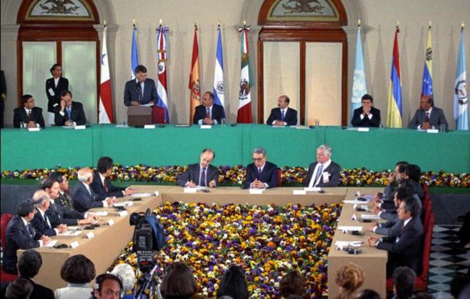 El Salvador conmemora 26 años de la firma de los Acuerdos de Paz