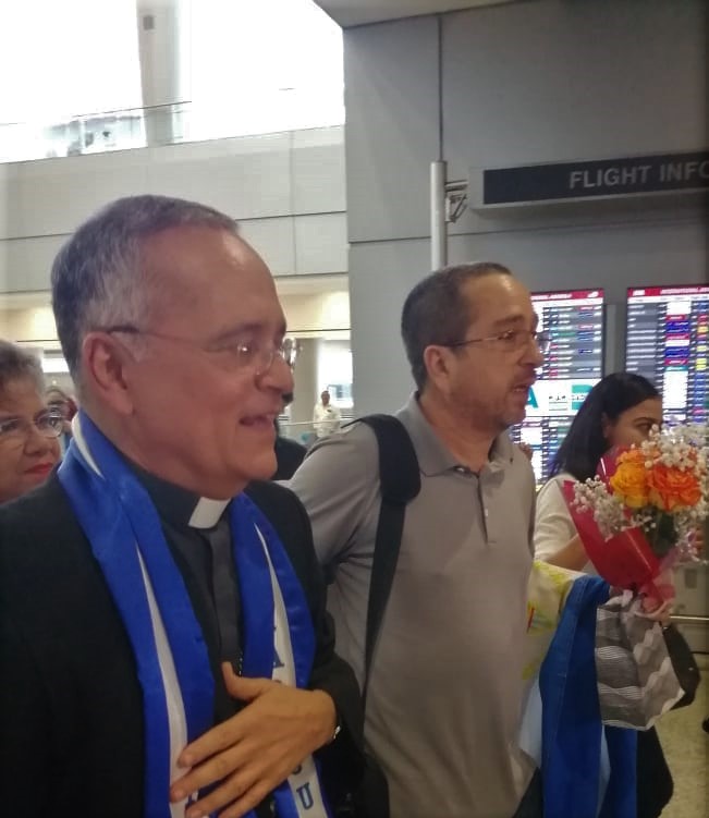 Monseñor Silvio Baez abandono Nicaragua luego de recibir amenazas a muerte
