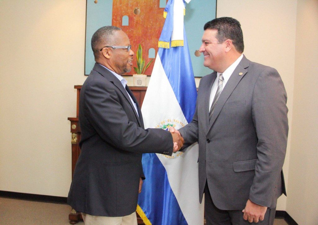 El Salvador facilitará jornadas para emisión de DUI en Belice