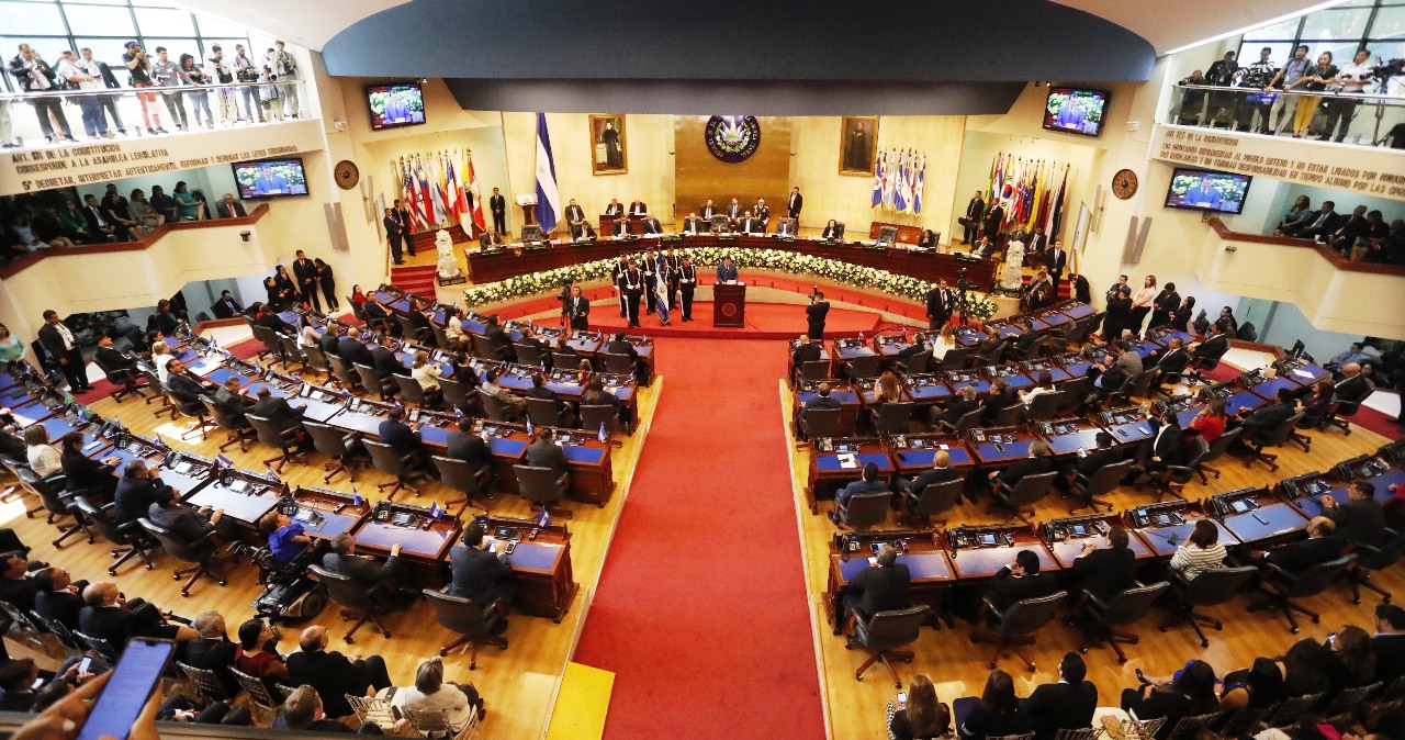 Presidente de la Asamblea Legislativa Mario Ponce insta a un diálogo constante que posibilite mejores acuerdos de país