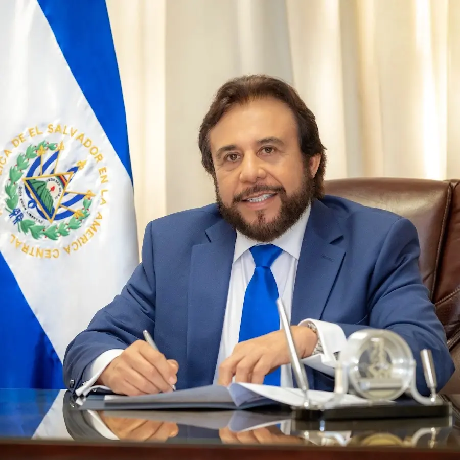 Vice Presidente de EL Salvador Felix Ulloa en gira por Republica Dominicana