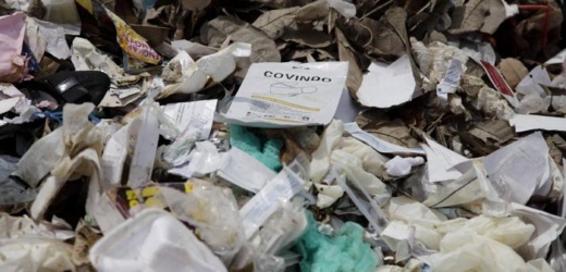 Millones de toneladas de desechos generados por la pandemia son una amenaza, dice la OMS