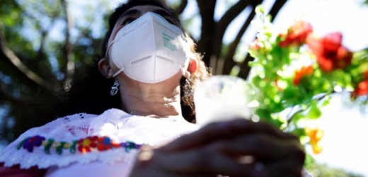 Especialistas exhuman a 16 víctimas de masacre de El Mozote en El Salvador