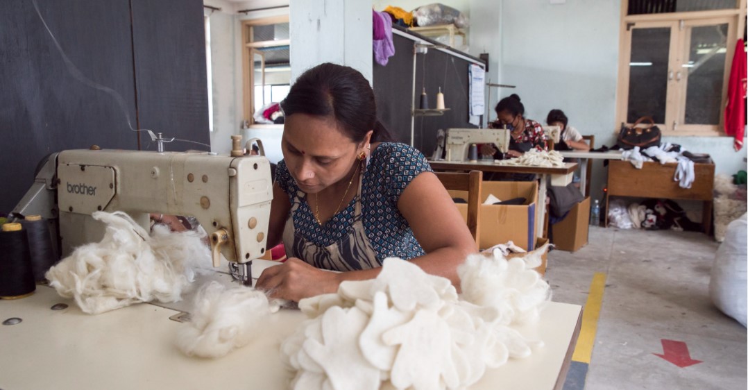 Millones de mujeres aún no recuperan sus empleos en América Latina