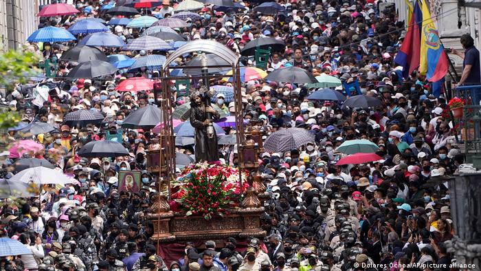 Latinoamérica revive sus multitudinarias procesiones tras la pandemia