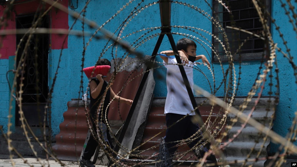El Salvador extiende régimen de excepción y estado de emergencia 30 días más