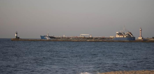 Otros seis barcos cargados con granos salen de Ucrania