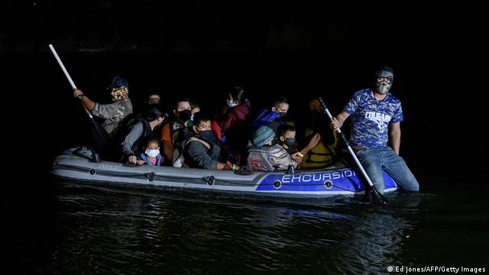 Guatemala arresta a 22 personas por tráfico de migrantes