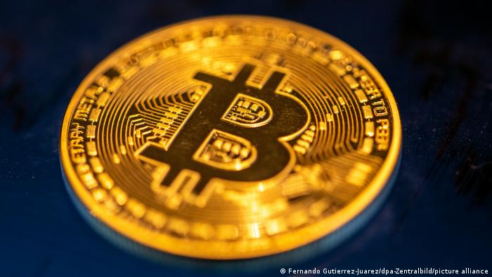EE.UU. pide decomisar USD 1.000 millones en bitcoins robados a Silk Road