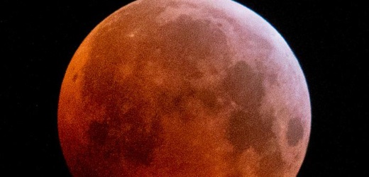 El mundo se prepara para un nuevo eclipse total de Luna, el último hasta 2025