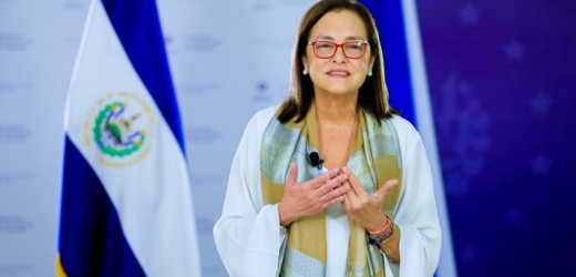 El Salvador realiza traspaso de Presidencia de la Asamblea de la IRENA a India
