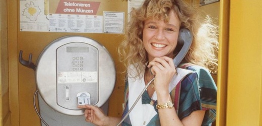 Las cabinas telefónicas desaparecen del paisaje en Alemania