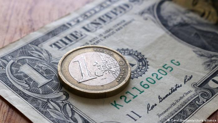 ¿Qué hay detrás de la recuperación del euro frente al dólar?