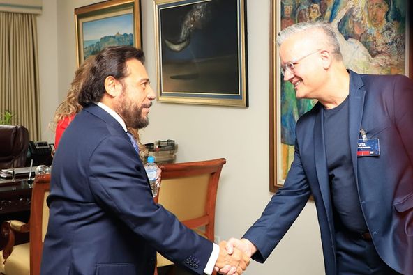 El Vicepresidente Félix Ulloa sostuvo un encuentro con el experto y asesor financiero, para conversar sobre el bitcoin en El Salvador