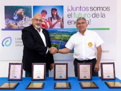 Empresas de AES El Salvador son reconocidas con el Premio Nacional a la Negociación Colectiva