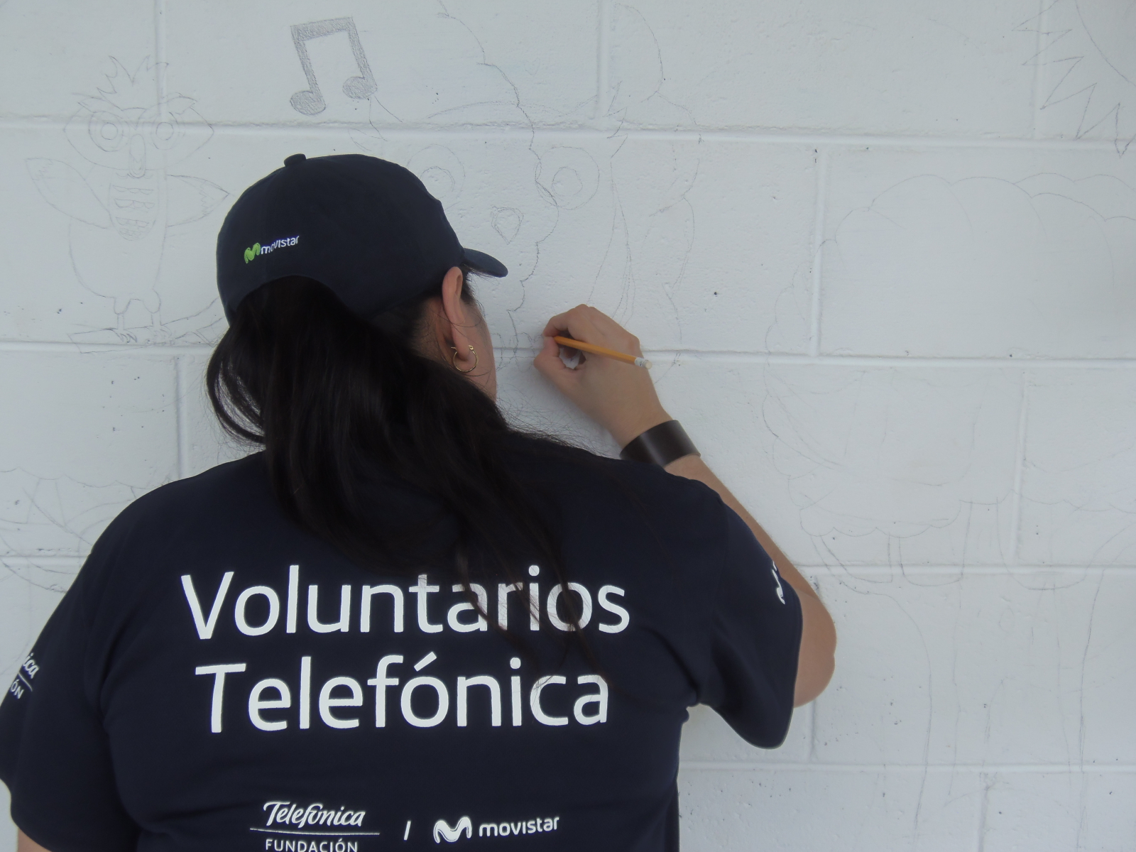 Centro escolar Lotificación El Rosario fue beneficiado con el proyecto de voluntariado Telefónica de la empresa Movistar