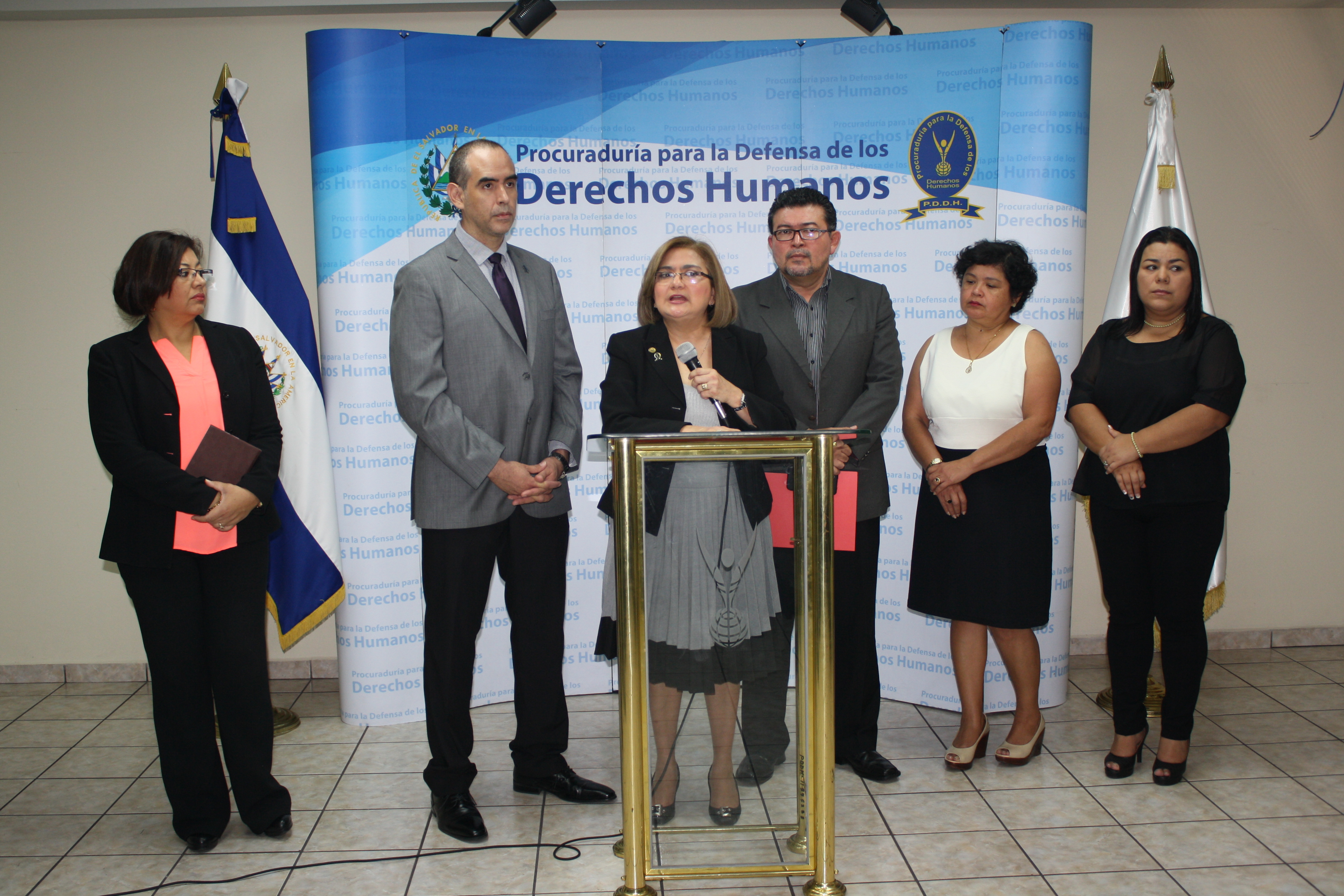 Procuradora presenta iniciativas de protección a elementos de la PNC, FAES  y sus familiares