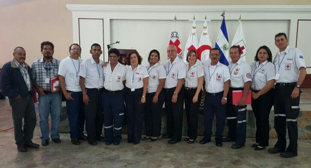 Cruz Roja capacita a sus voluntarios para brindar mejores servicios a la población