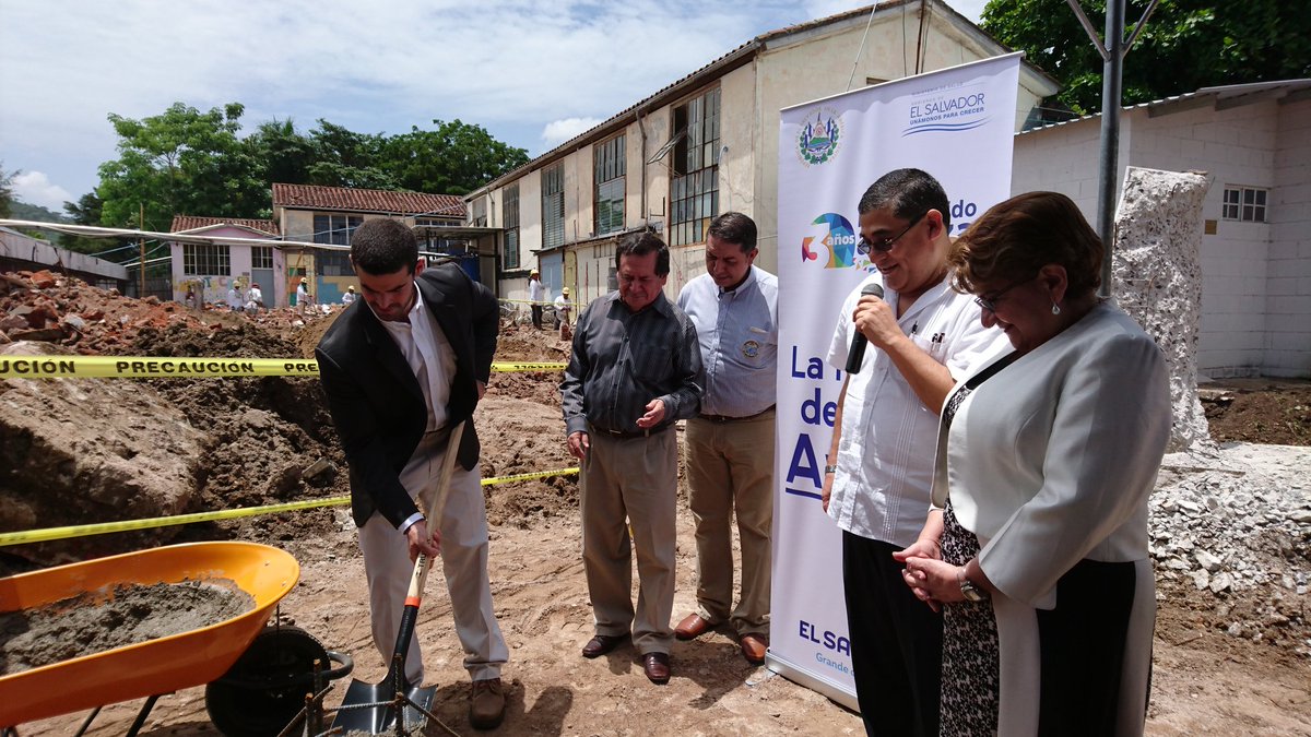 Hospital San Juan de Dios de Santa Ana mejorará área de pediatría