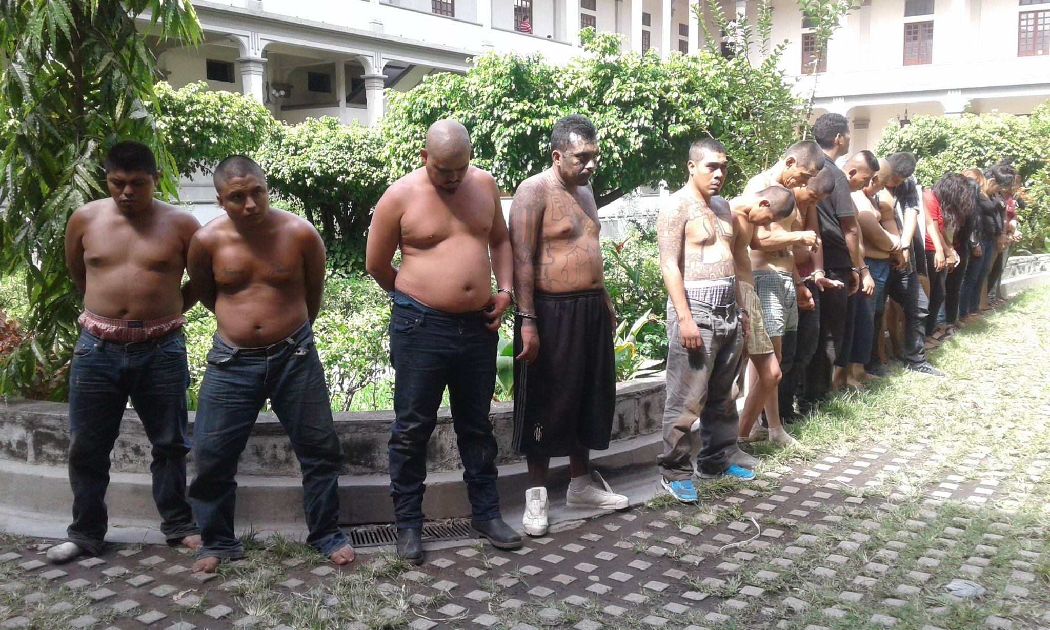 Capturan 37 miembros de pandillas en Operativos en Sonsonate