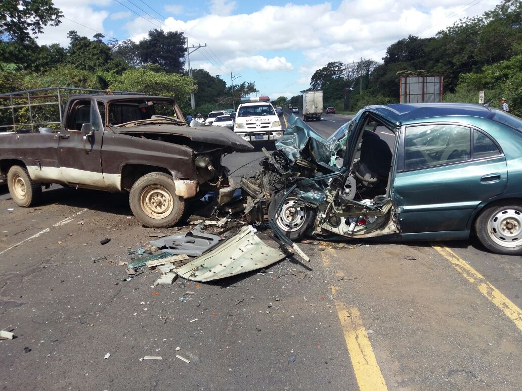 Accidente en kilómetro 69 carretera a Chalchuapa deja una persona lesionada