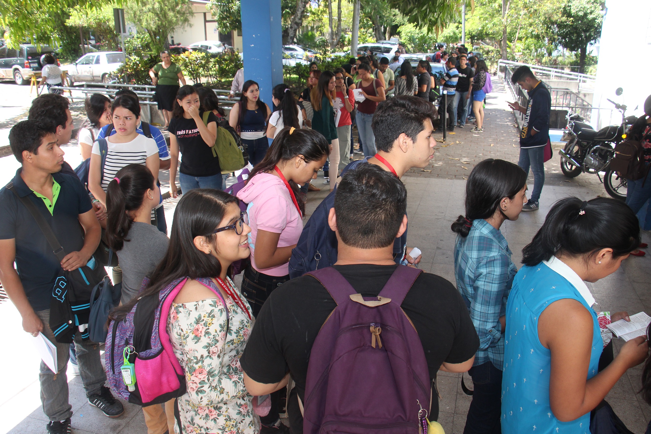 Universidad de El Salvador continúa con devolución de pago de matrícula a estudiantes procedentes de instituciones públicas
