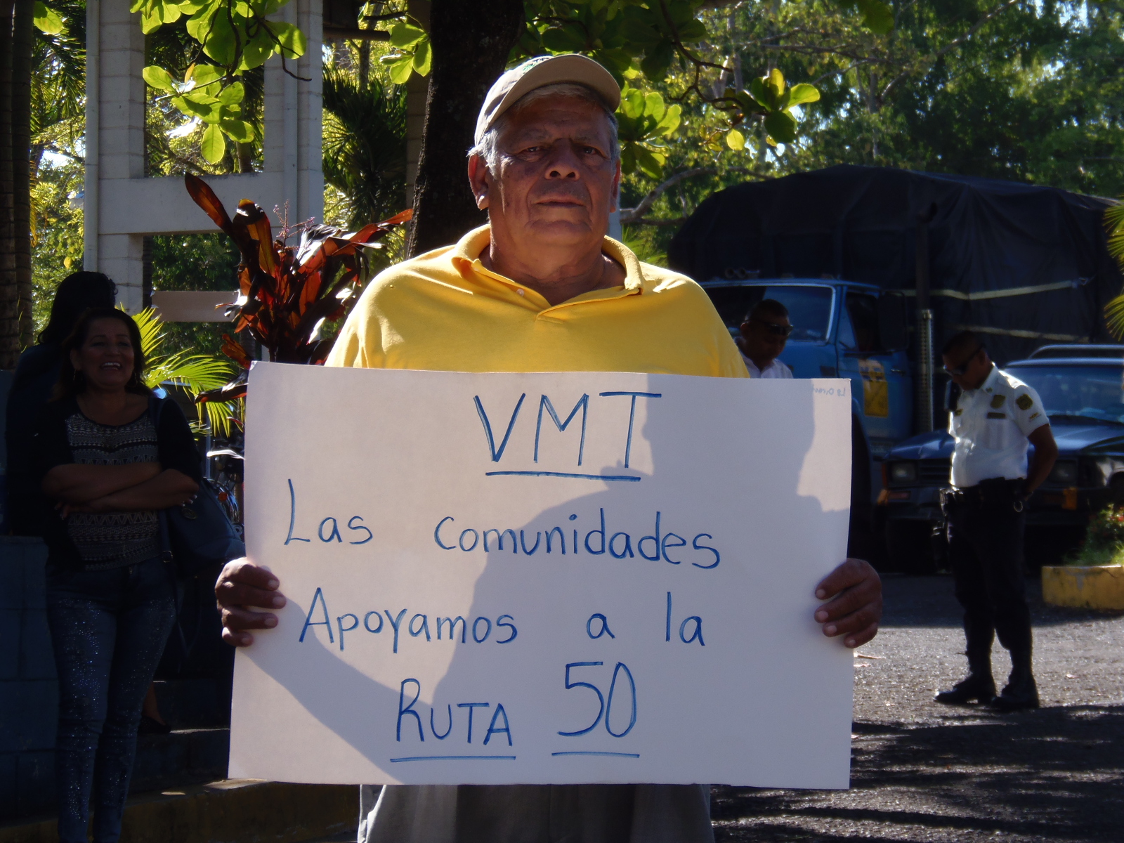 Comunidades de cantón Natividad exigen respuesta por parte del VMT