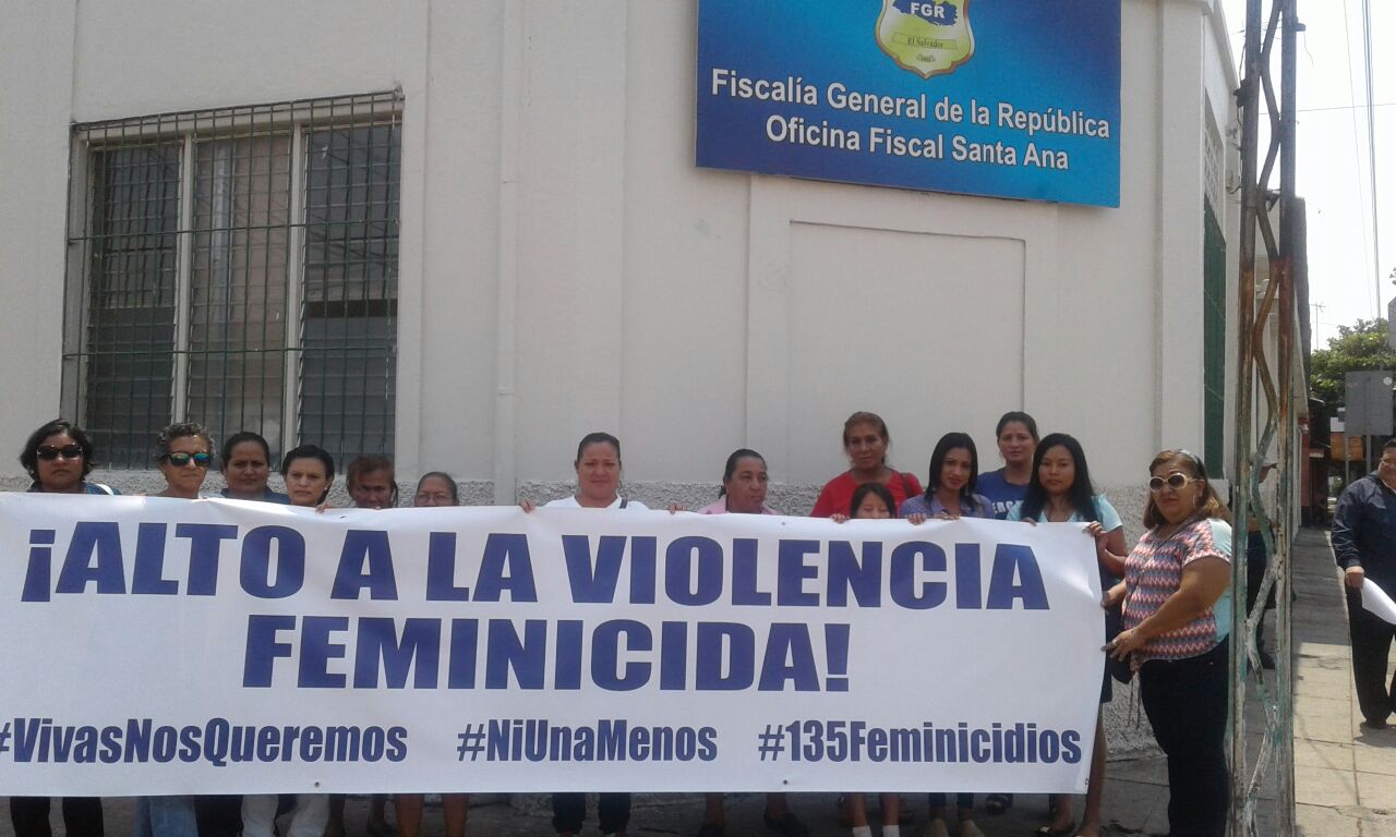 Mujeres Defensoras de Derechos Humanos piden Justicia por casos de Feminicidios en Santa Ana