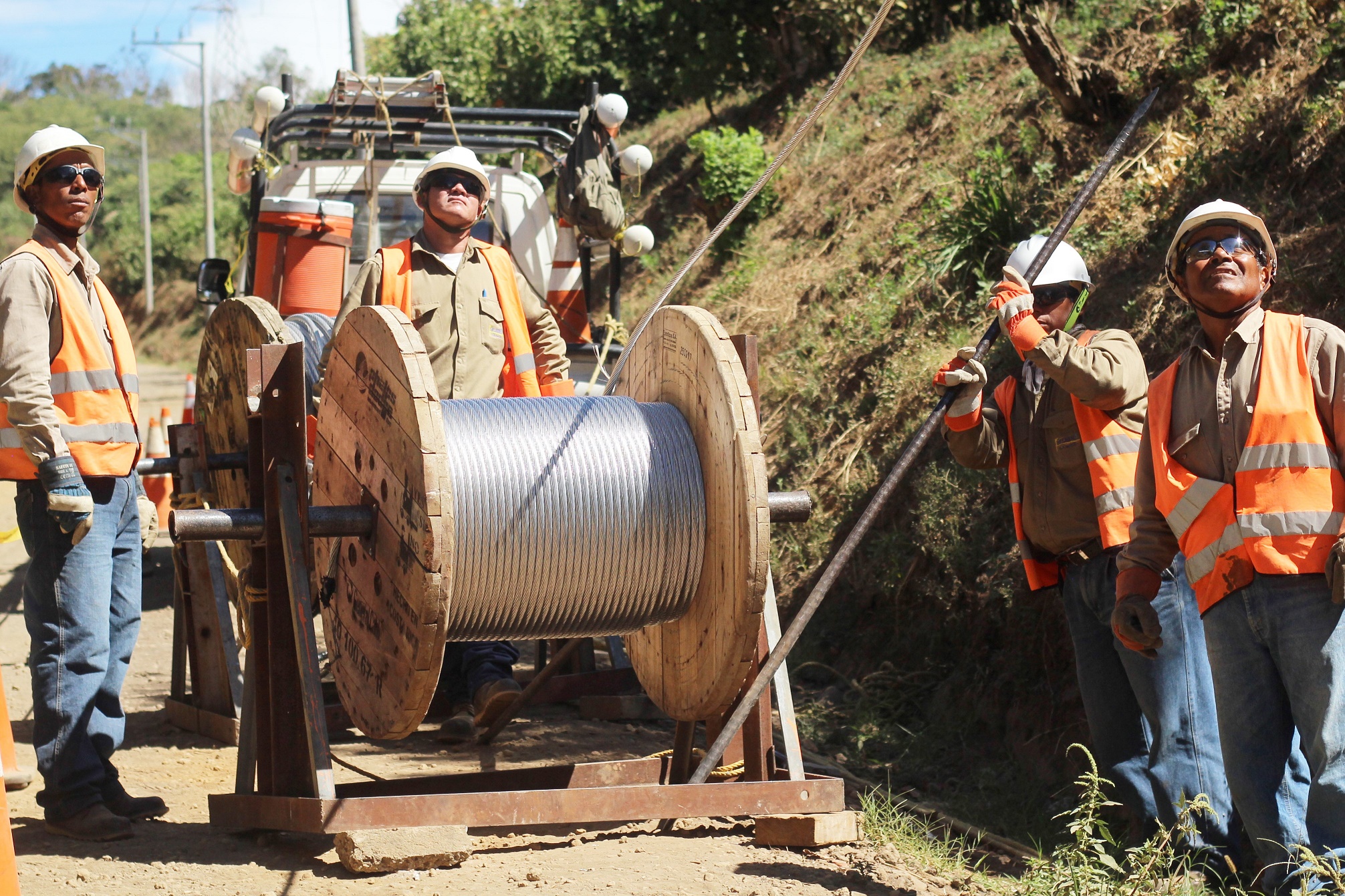CLESA invierte $130 mil para mejorar servicio de energía en Sonsonate y Ahuachapán
