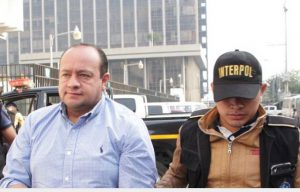Extraditan a guatemalteco por defraudación de más de nueve millones de dólares