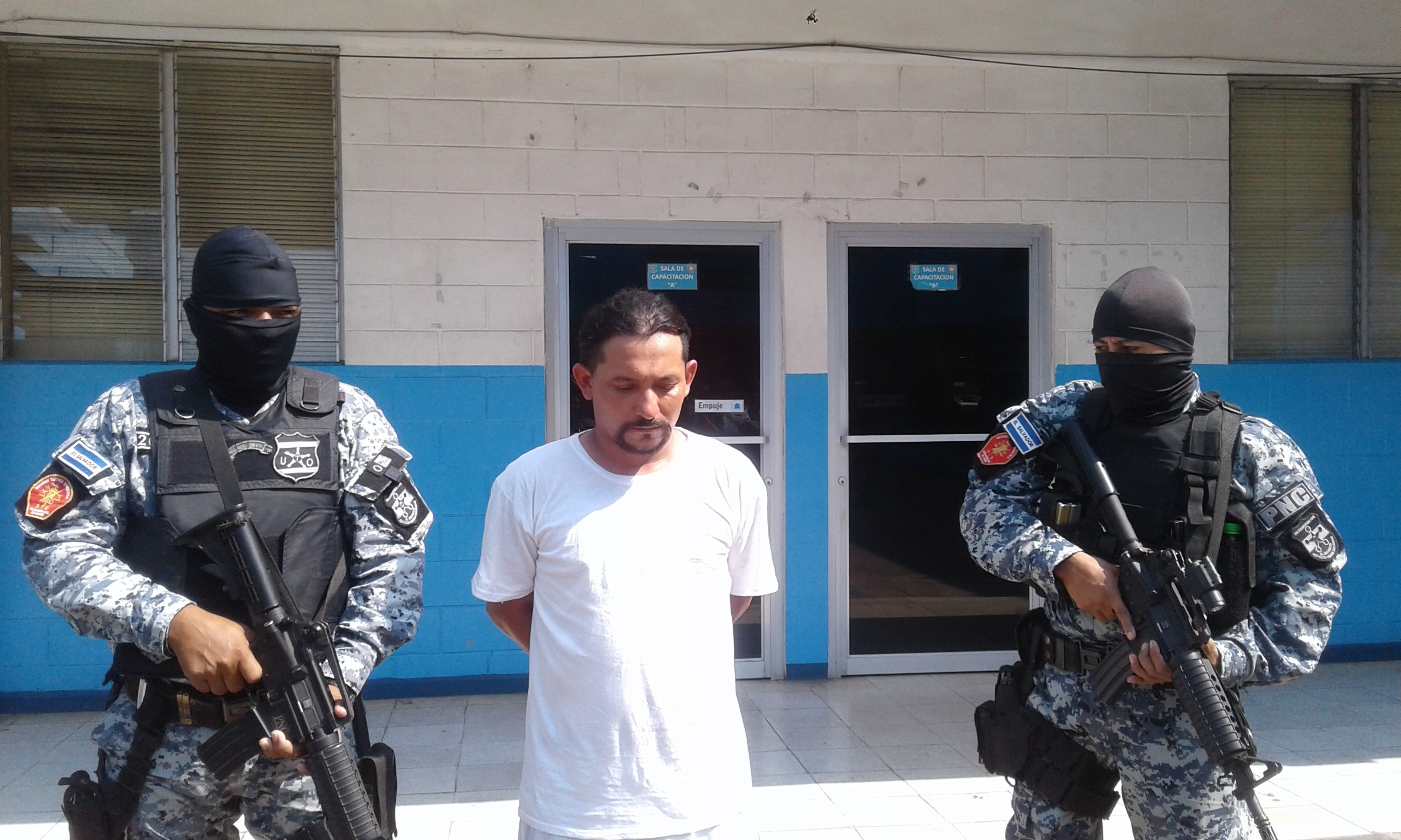 Capturan sujeto acusado de robar a bordo de una motocicleta en zonas aledañas al hospital San Juan de Dios