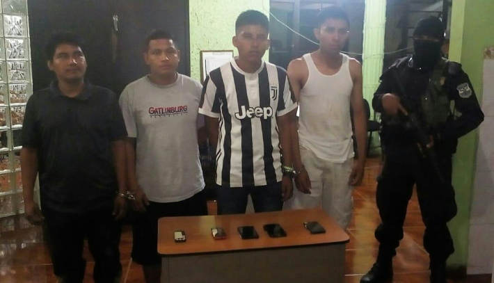 Cuatro pandilleros detenidos en carretera Los Naranjos
