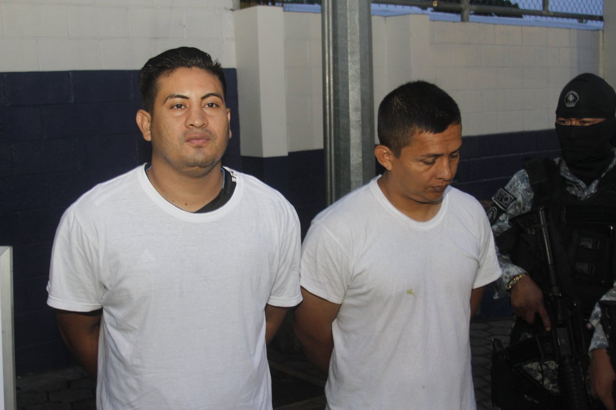 Policía detiene a 3 presuntos implicados en homicidio de agente en San Salvador