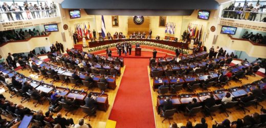 Presidente de la Asamblea Legislativa Mario Ponce insta a un diálogo constante que posibilite mejores acuerdos de país