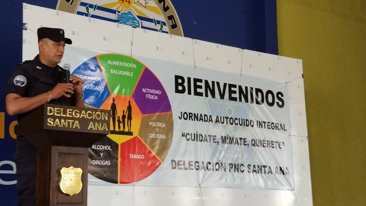 PNC en Santa Ana participa de una jornada de autocuido integral