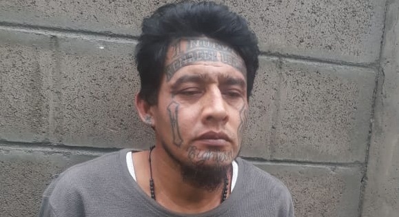 Policía detiene a uno de los 100 más buscados en Cuscatlán