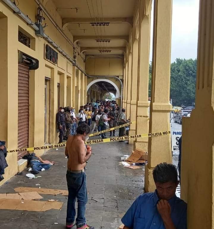 Encuentran hombre muerto en San Salvador