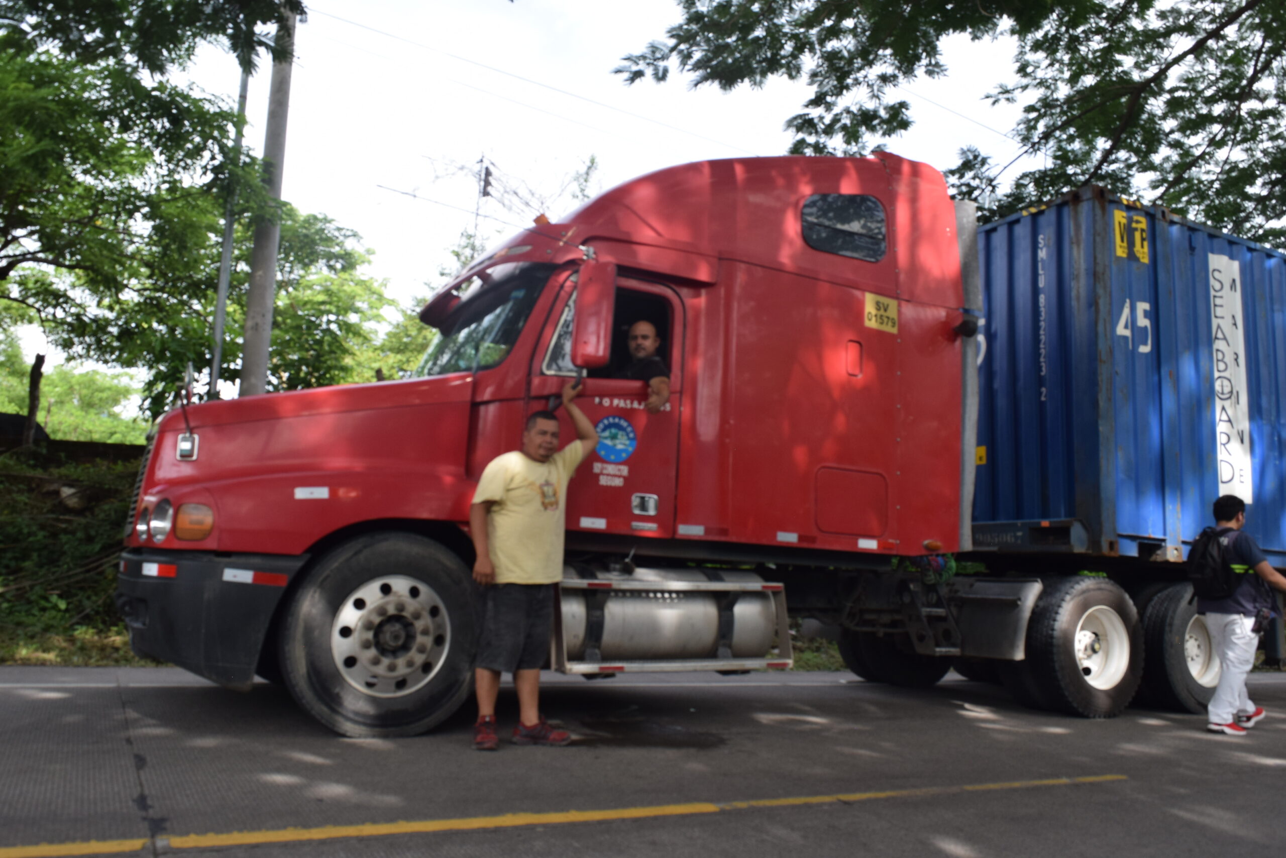 Transportistas de Carga Pesada solicitan a Gobierno de El Salvador habilitar Aduanas 24 horas