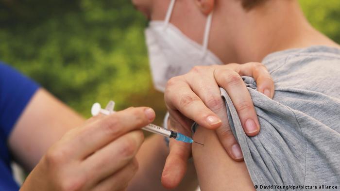 Centro europeo avisa que la vacuna no frena omicron y pide médidas drásticas