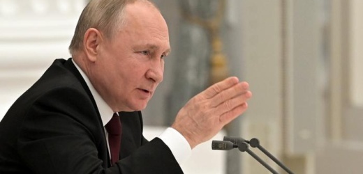Crisis en Ucrania: Vladimir Putin ordena a Ejército entrar en territorios prorrusos