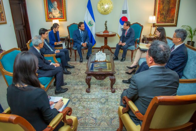 Vice Presidencia fortalece los lazos de amistad con la Republica de Corea