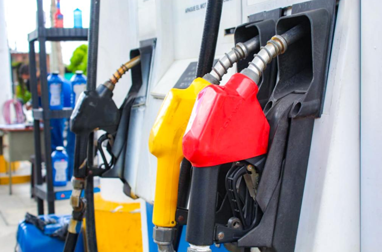 Pleno avala renovación de precios de combustibles para continuar protegiendo el bolsillo de consumidores