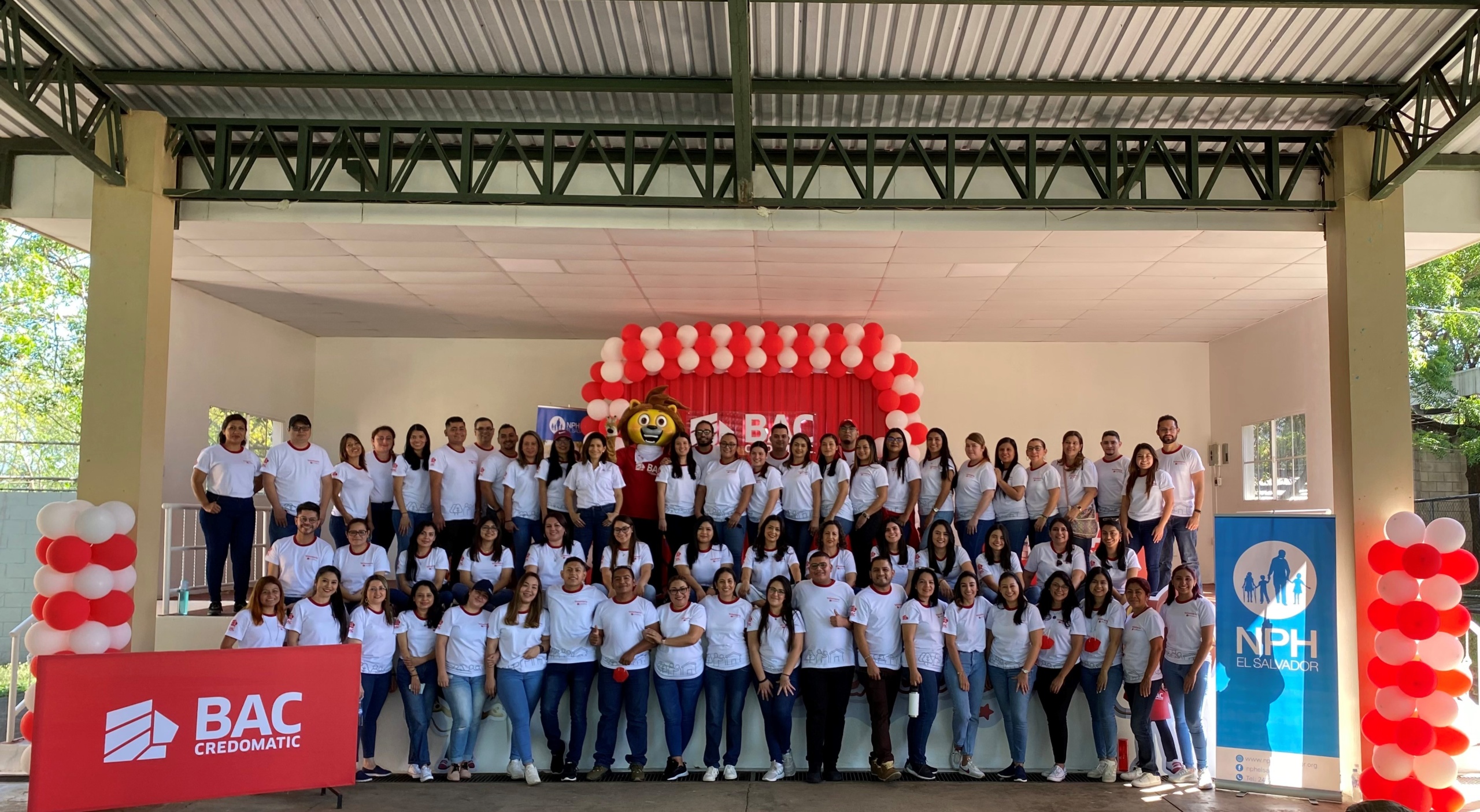 Voluntarios BAC CREDOMATIC visitan NPH El Salvador para llevar alegría y diversión a los niños