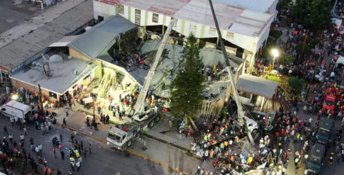 Fallecen 11 personas por el derrumbe de una iglesia durante un bautizo en México