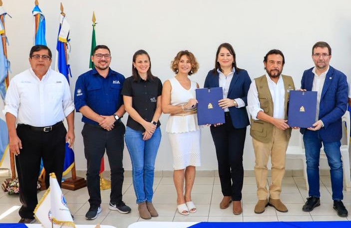 Autoridades firman Acuerdo Marco para  el lanzamiento del proyecto “Innovación tecnológica e investigación científica para una horticultura sostenible y competitiva en la región Trifinio”