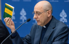 “Dignitas Infinita”: El Vaticano publica documento que critica el aborto, la teoría de género y los vientres de alquiler