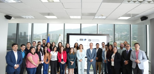 30  estudiantes son admitidos en la Maestria en Politicas Publicas de la ESIAP